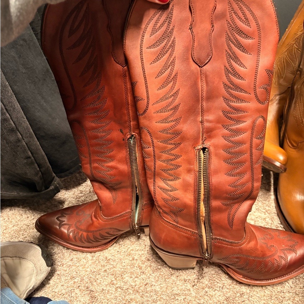CORRAL WOMEN'S COGNAC EMBROIDERY WESTERN BOOTS - Picture 2 of 5